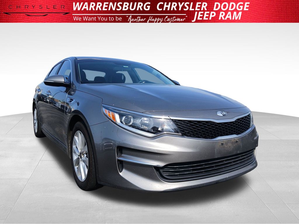 Titanium Silver 2018 Kia Optima Sedan Front-Wheel Drive 6-Speed Automatic