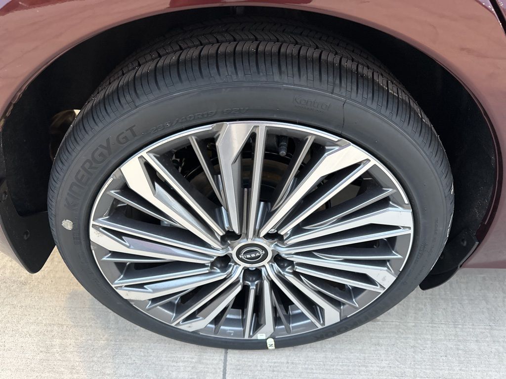 2025 Garnet Pearl Metallic Nissan Altima 2.5 SL FWD Sedan