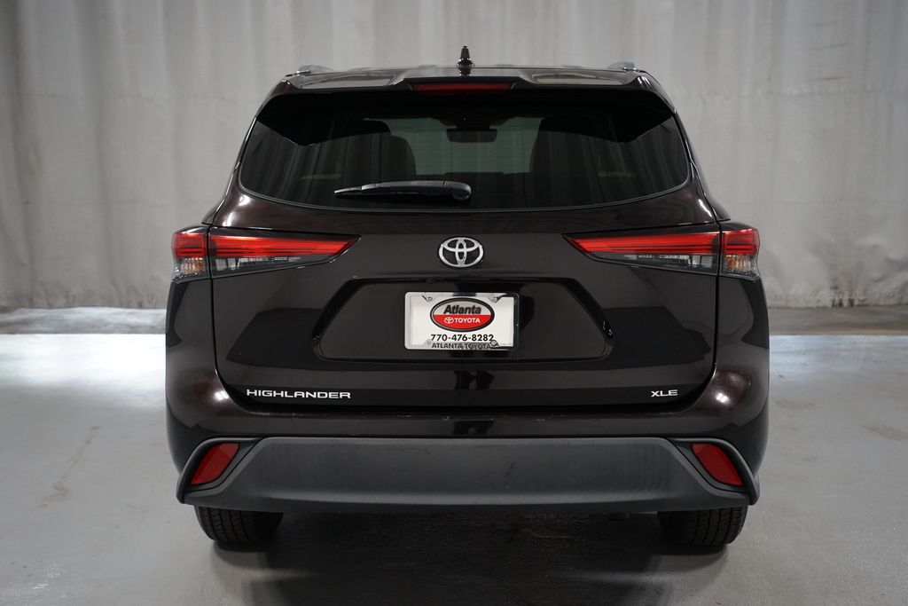 Thumbnail: 2021 Toyota Highlander - 7