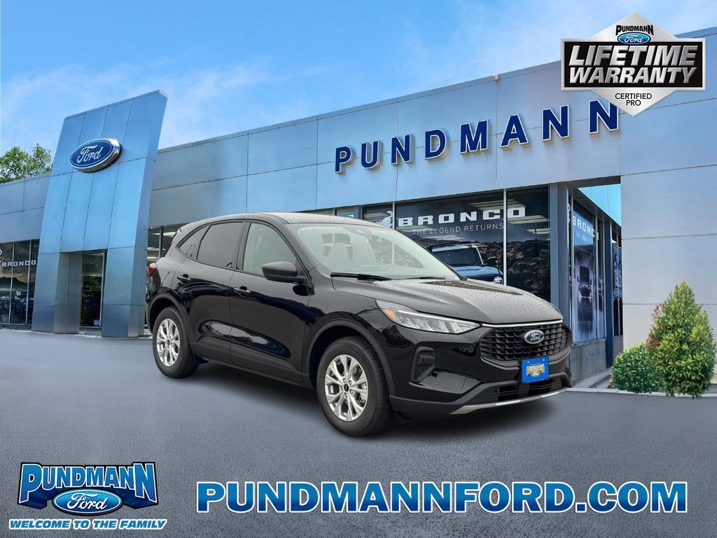 Black Metallic 2026 Ford Escape SUV / Crossover Front-Wheel Drive Automatic
