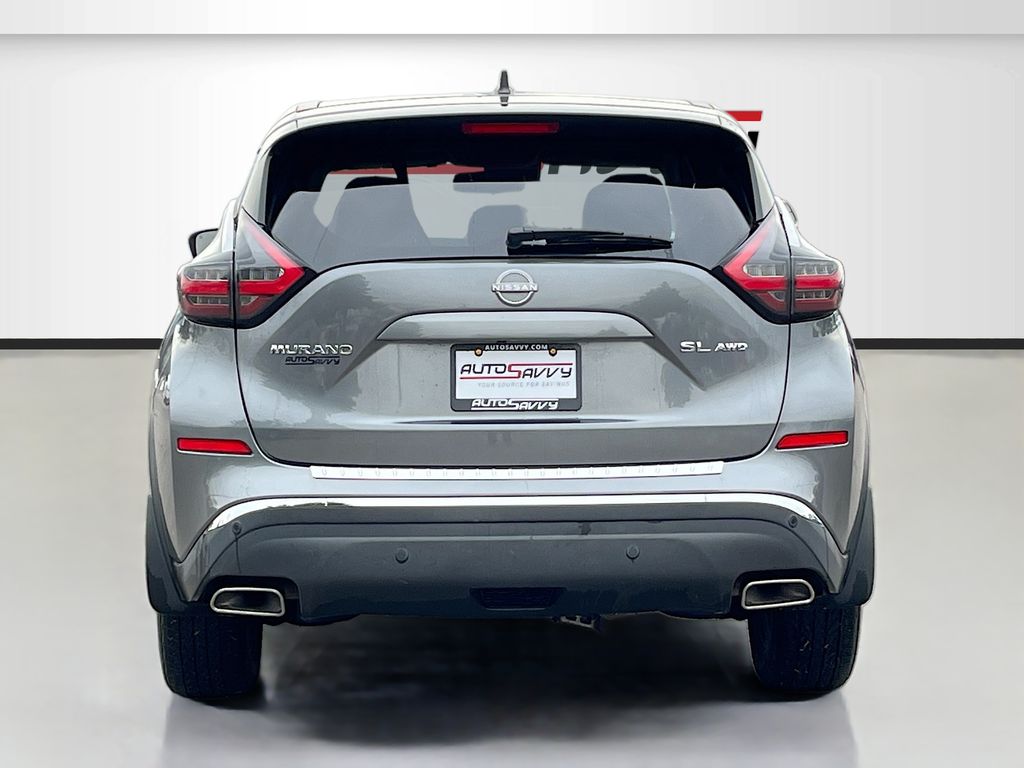 Used 2023 Gray Nissan SL image 6