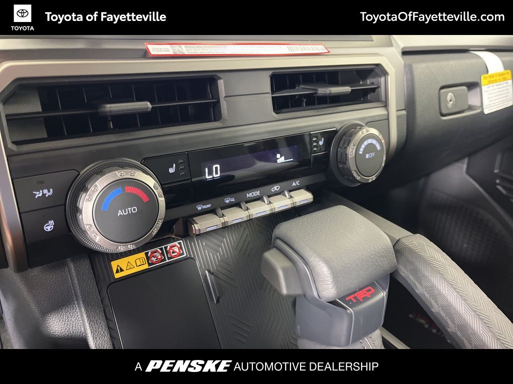 Thumbnail: 2025 Toyota 4Runner - 26