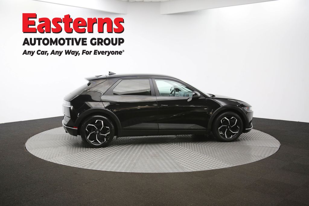 Used 2023 Black Hyundai SEL image 43