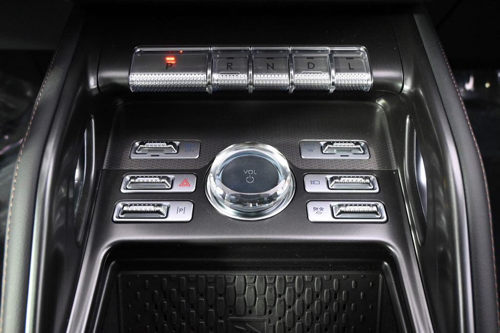 New 2026 Black Lincoln Premiere image 30