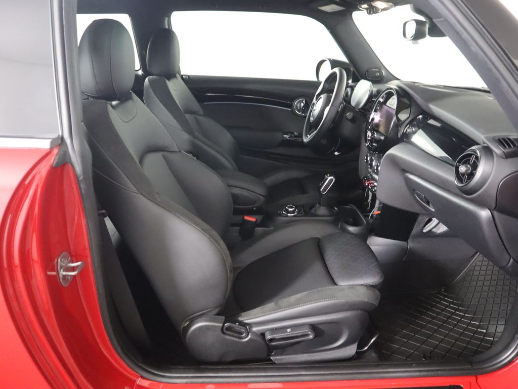 Thumbnail: 2023 MINI Cooper - 22