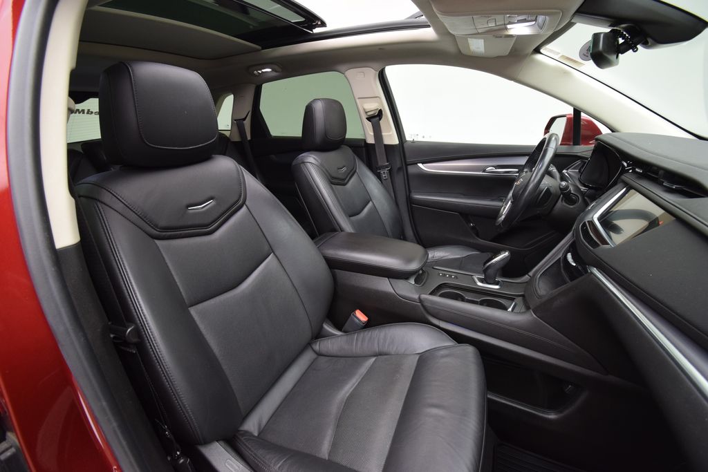 used 2019 Cadillac XT5 car, priced at $14,600