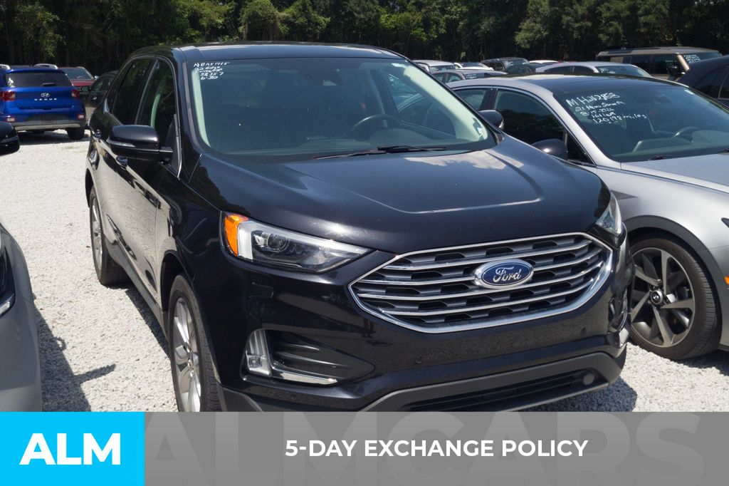 Used 2022 Black Ford Titanium image 3