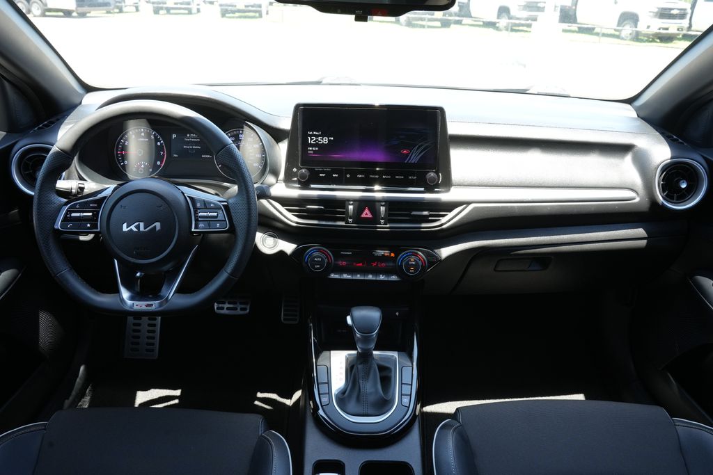2023 Kia Forte GT-Line - 4