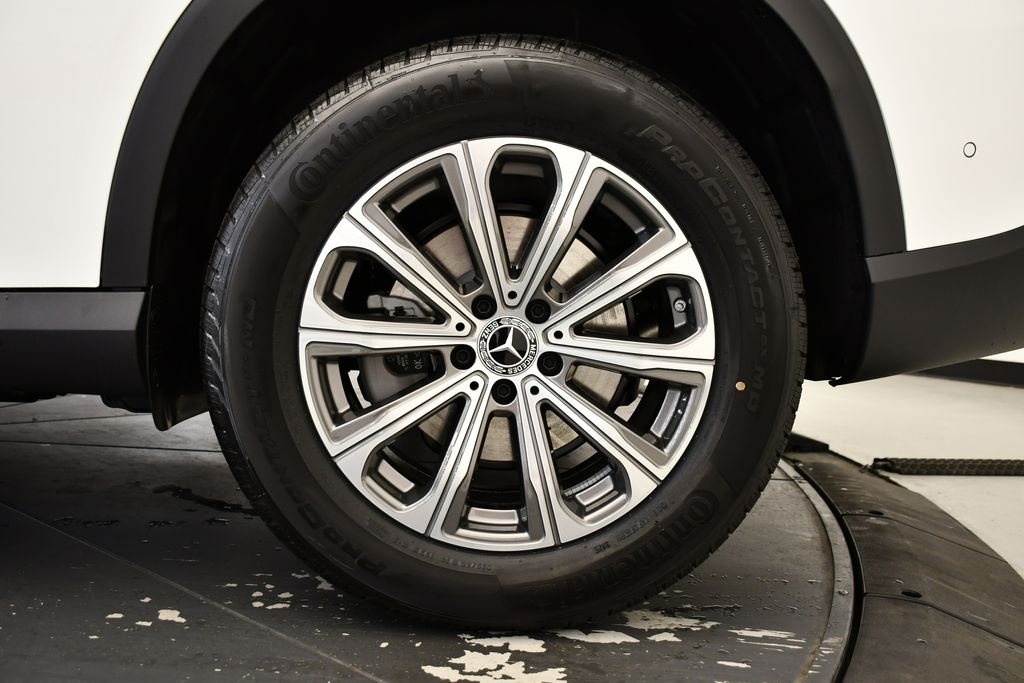 Thumbnail: 2026 Mercedes-Benz GLC - 14