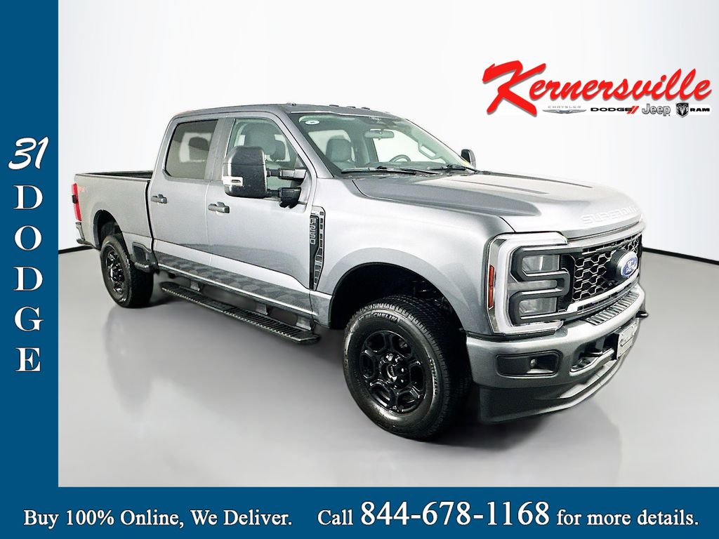2024 Ford F-250 Super Duty XL Crew Cab 4WD