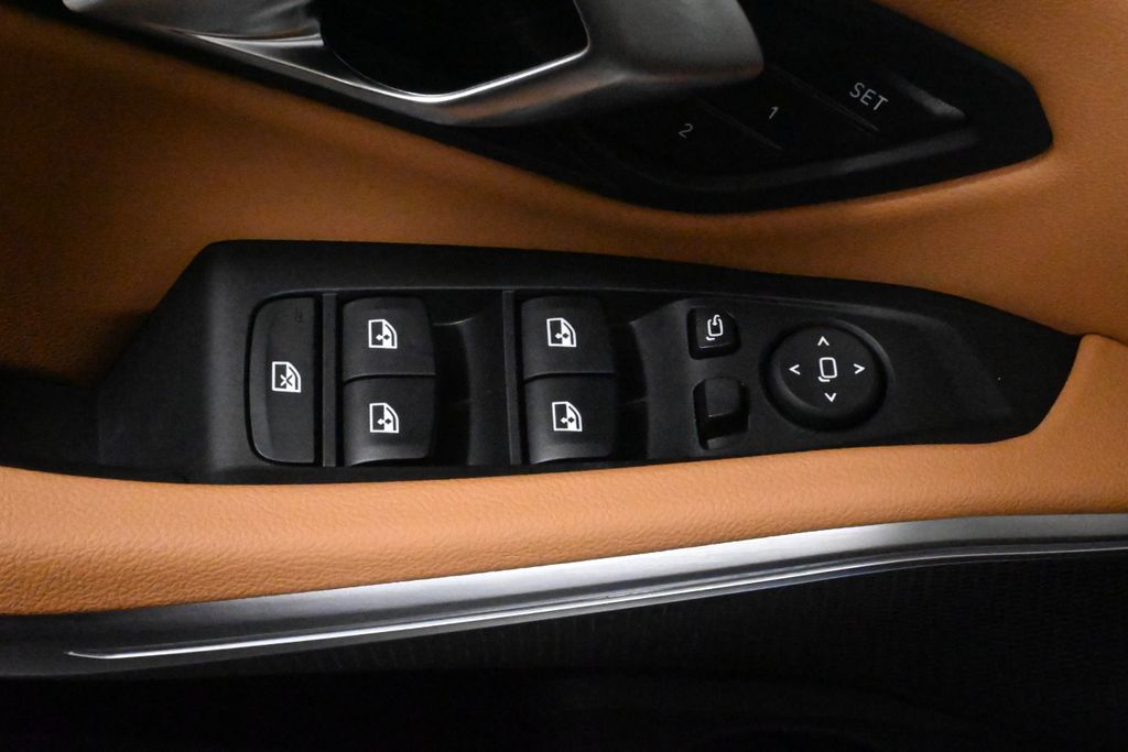 Thumbnail: 2025 BMW 3 Series - 30