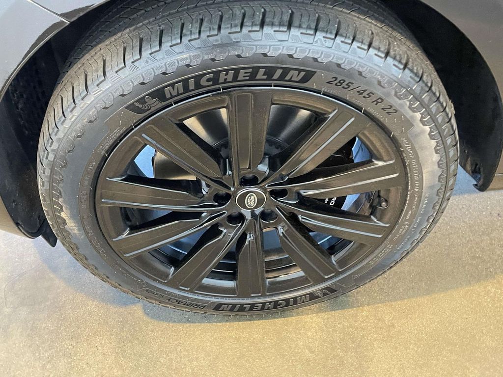 Certified Used 2023 Black Land Rover Autobiography image 11
