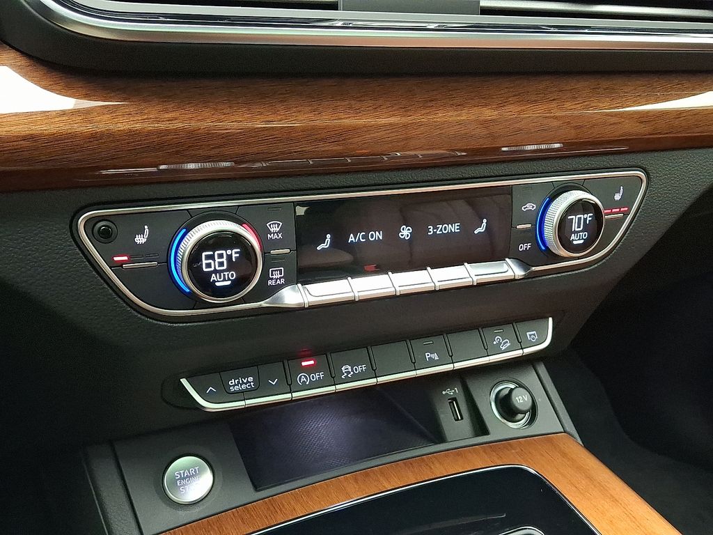 Thumbnail: 2023 Audi Q5 - 16