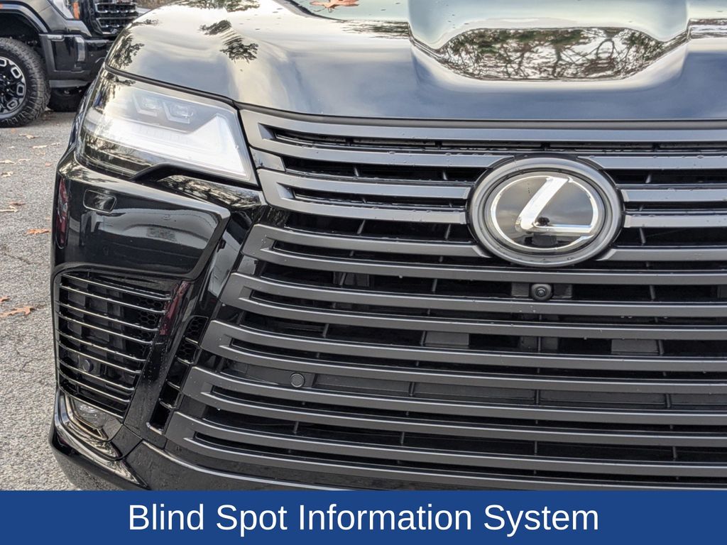 2025 Lexus LX 700h Overtrail