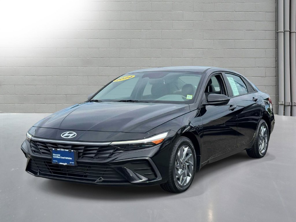 Used 2024 Hyundai Elantra Sedan