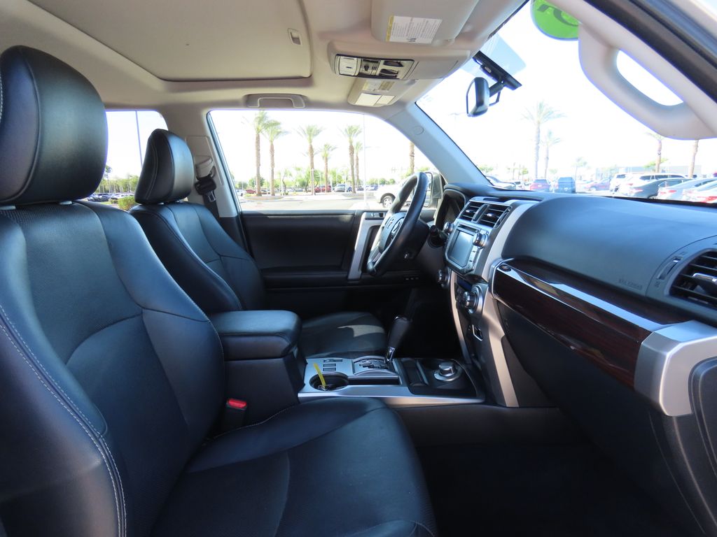 2015 Toyota 4Runner Limited 19
