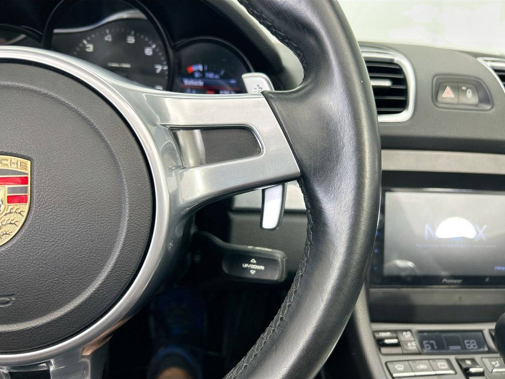 Thumbnail: 2015 Porsche Boxster - 12