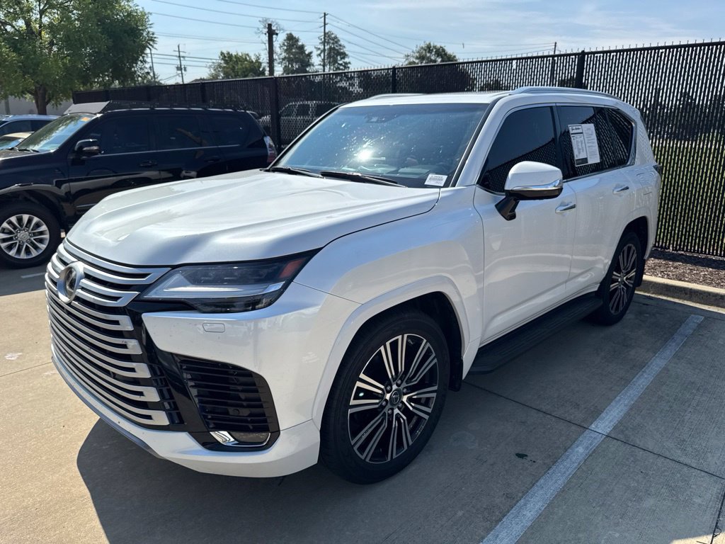 2023 Lexus LX 600 Luxury Eminent White Pearl - Jim Hudson Acura - Image 4