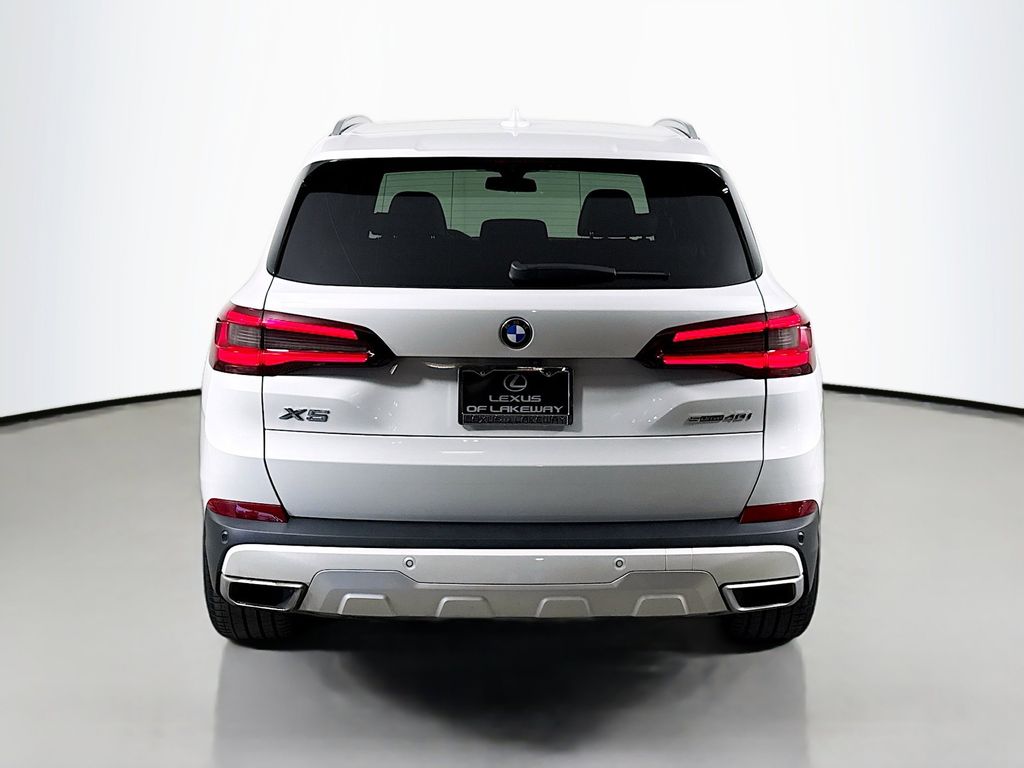 Thumbnail: 2021 BMW X5 - 6