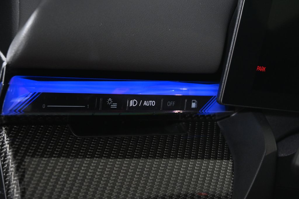 Thumbnail: 2026 BMW M5 - 27