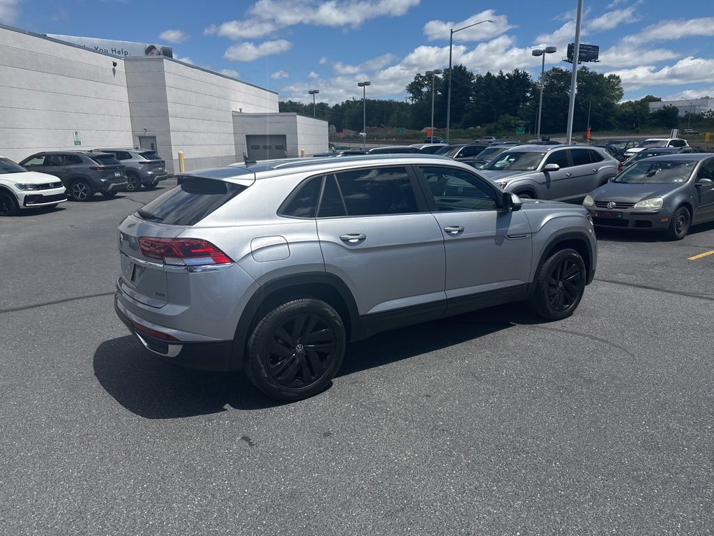 2023 Volkswagen Atlas Cross Sport 2.0T SE w/Technology Silver at Subaru and VW of Moon Township