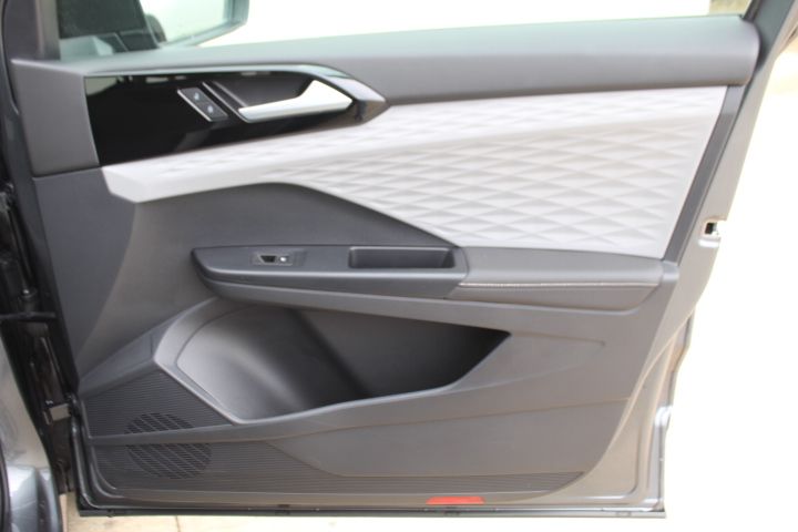 Used Car 2024 Volkswagen Taos  1.5t S For Sale Under $25,000 In Georgetown, Texas