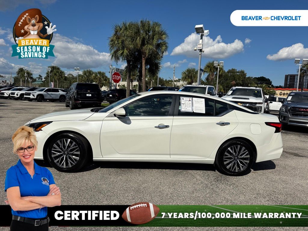 Used 2023 Nissan Altima Sedan