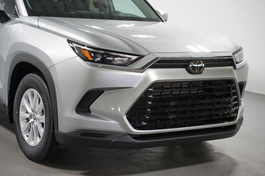 Thumbnail: 2026 Toyota Grand Highlander - 4