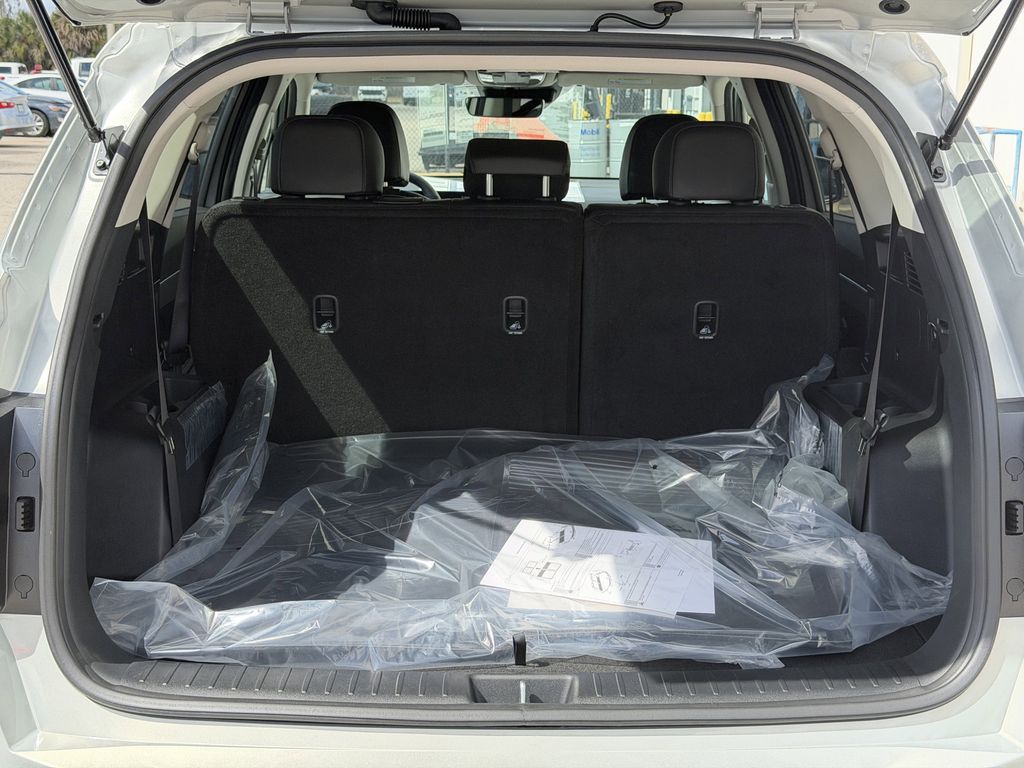 new 2026 Kia Sorento car, priced at $38,095