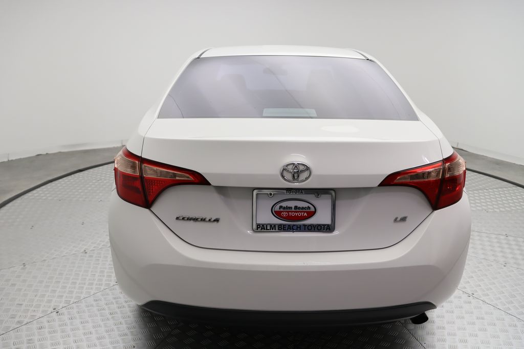 2018 Toyota Corolla LE 10