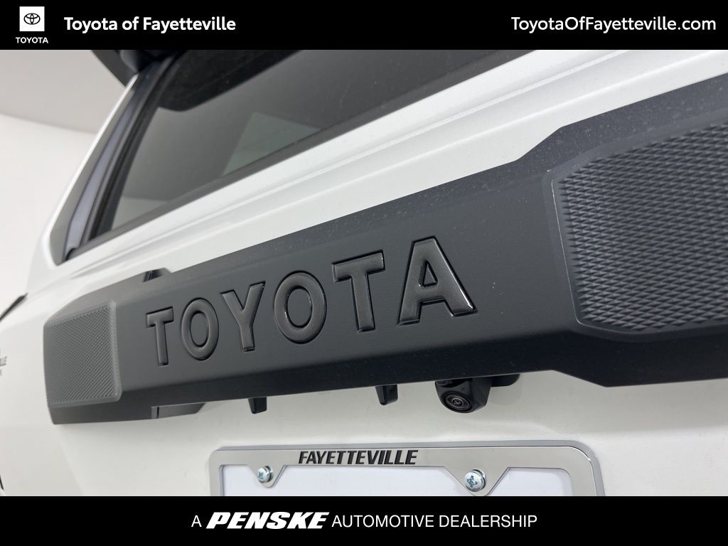 Thumbnail: 2025 Toyota 4Runner - 18