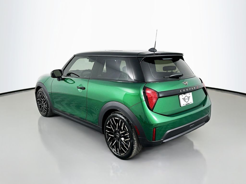 2025 MINI Cooper S 7