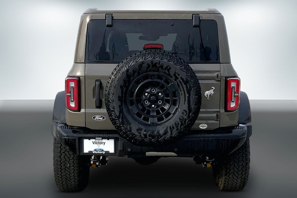 New 2026 Gray Ford Badlands image 4