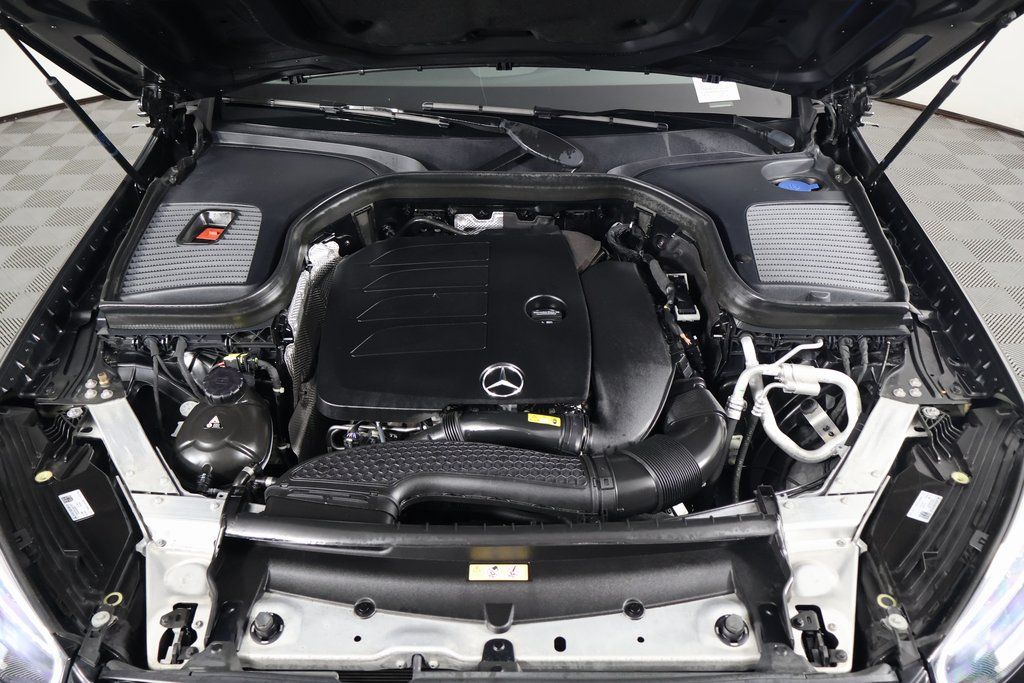 Thumbnail: 2022 Mercedes-Benz GLC - 15