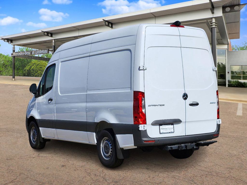 2024 Mercedes-Benz Sprinter 2500 Cargo 144 WB 3