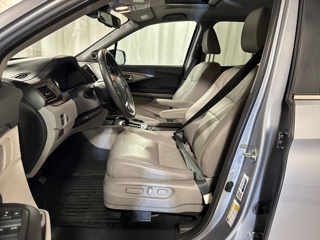 used 2018 Honda Pilot car, priced at $21,783