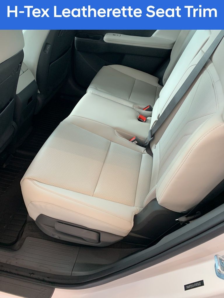 New 2026 White Hyundai SEL image 11