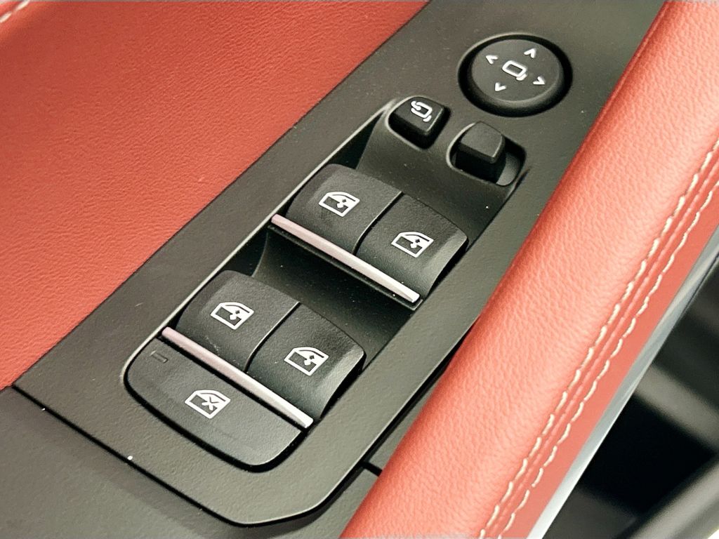 Thumbnail: 2026 BMW X6 - 22