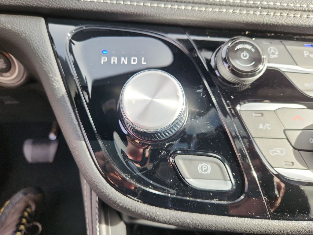 2026 Chrysler Pacifica Limited - Photo 23