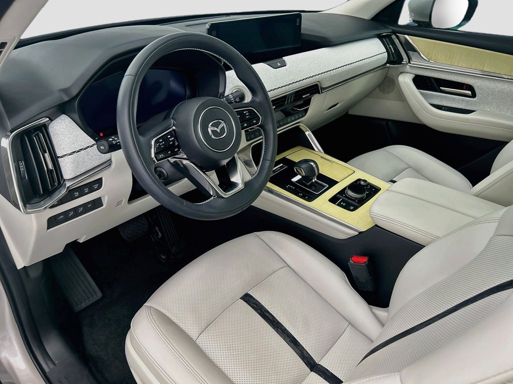 Thumbnail: 2025 Mazda CX-90 - 9
