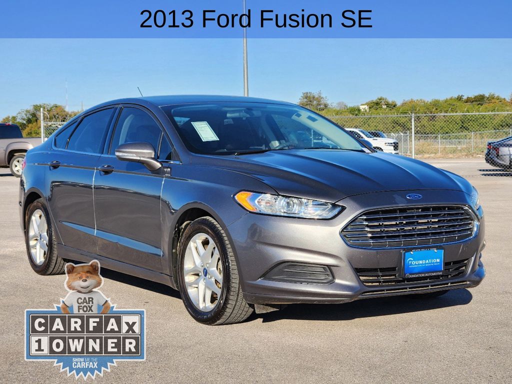 2013 Ford Fusion SE 3