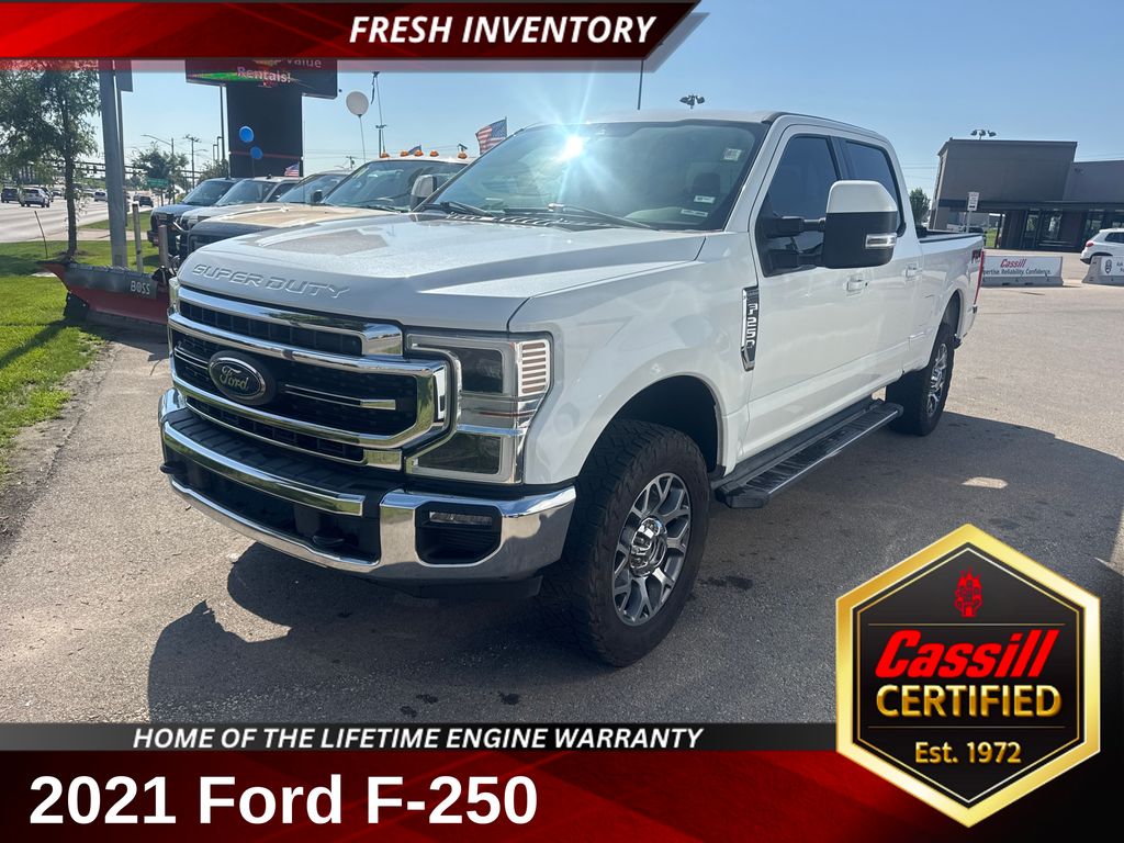 White Metallic 2021 Ford F-250 Super Duty Pickup Truck Four-Wheel Drive Automatic