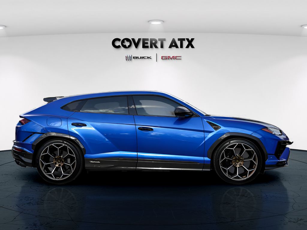 Used 2024 Blue Lamborghini Performante image 8