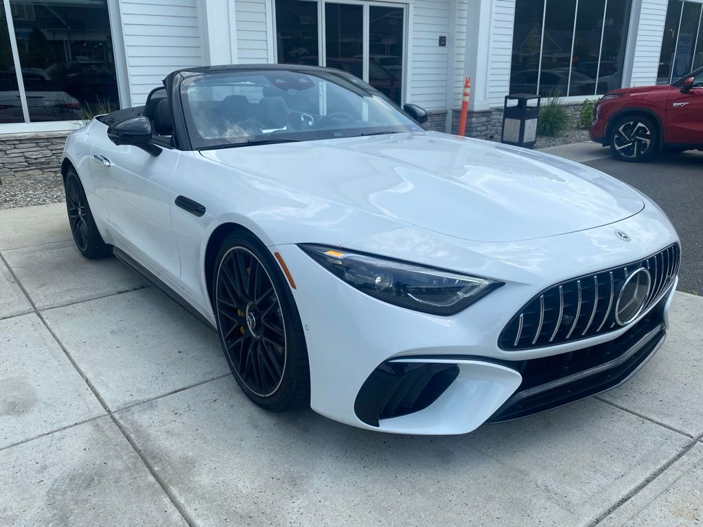 White 2022 Mercedes-Benz SL-Class SL 55 AMG 4MATIC Convertible All-Wheel Drive 9-Speed Automatic