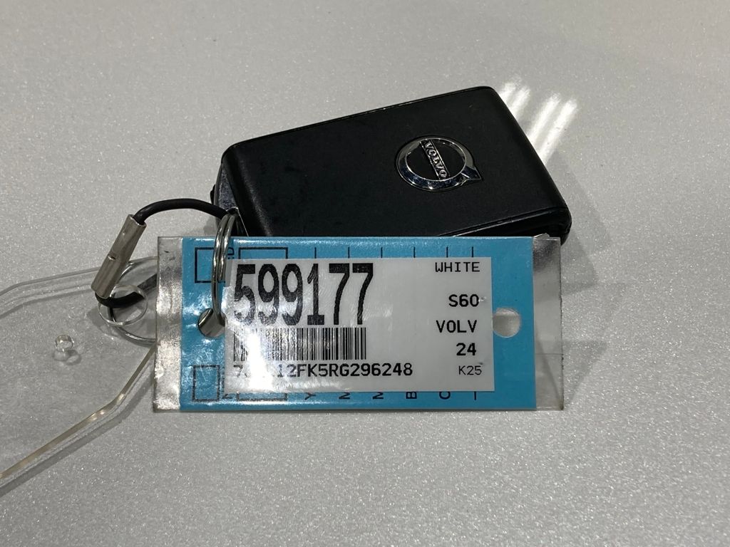 2024 Volvo S60 B5 Core Dark Theme