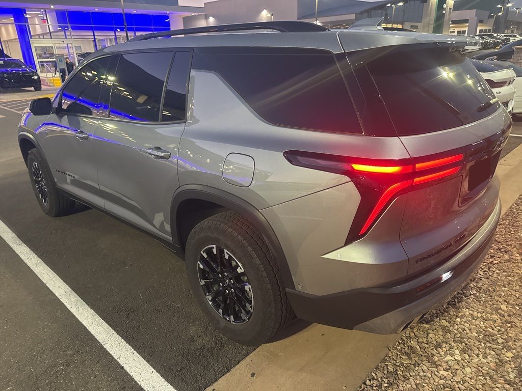 Thumbnail: 2024 Chevrolet Traverse - 4