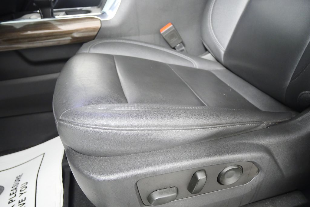 2022 Chevrolet Silverado 1500  12