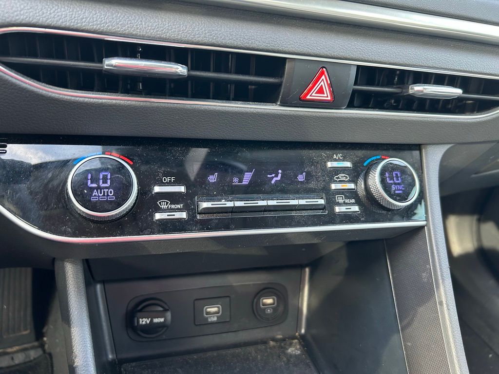 Thumbnail: 2023 Hyundai Sonata - 26