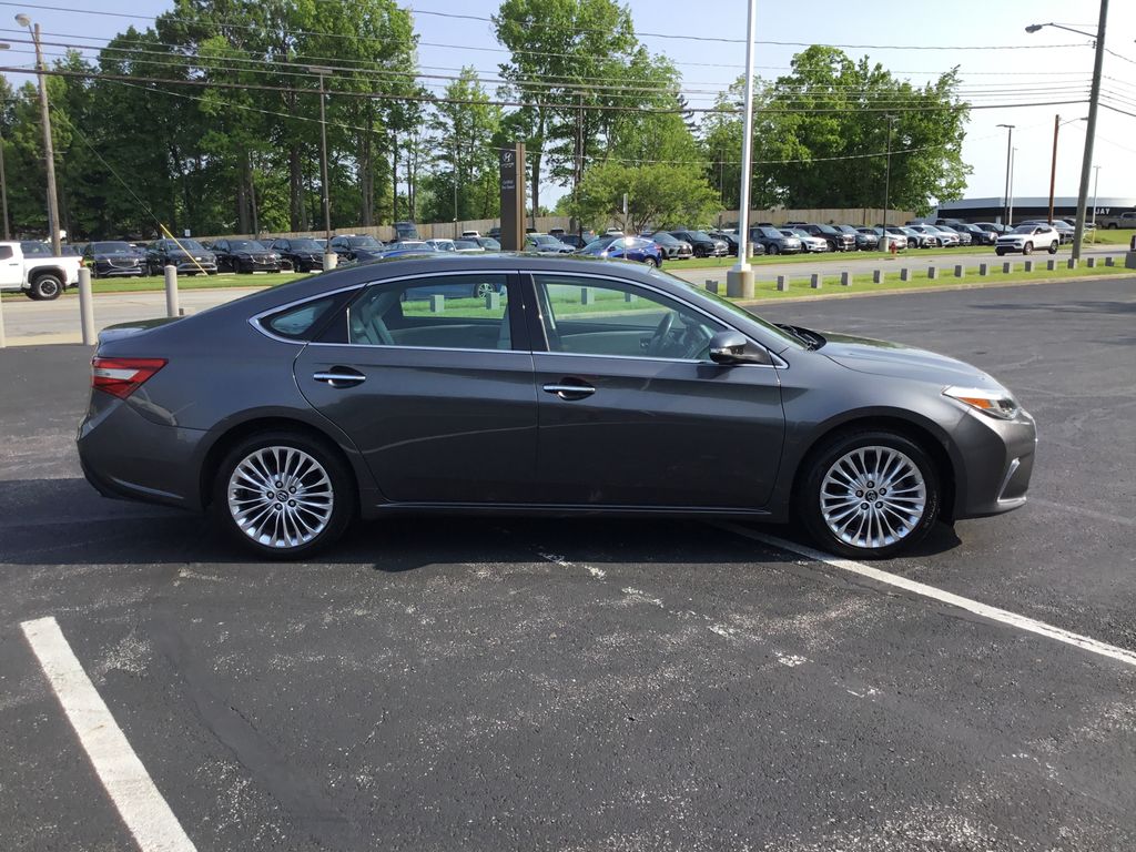 2018 Toyota Avalon Limited 6