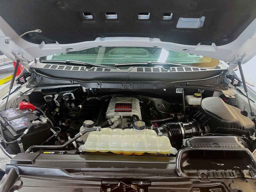 Used 2023 Oxford White Ford Raptor image 31